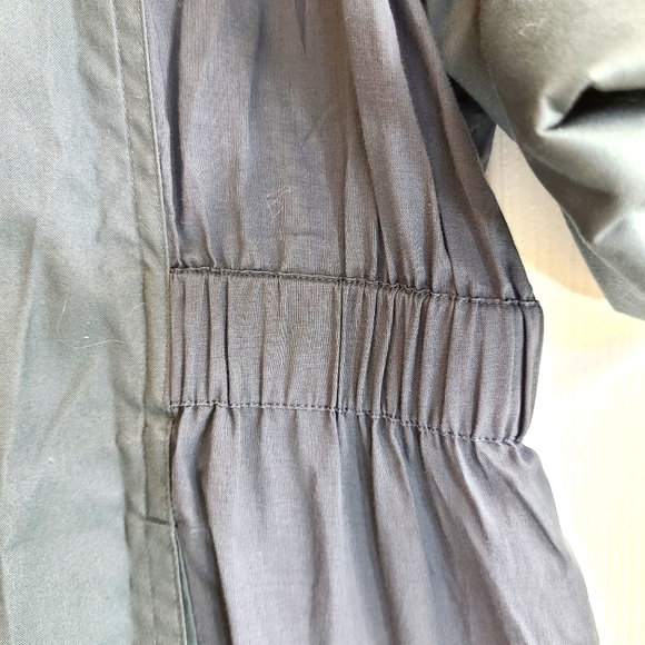 Rebecca Minkoff Gray Hidden Button/ Zip up Top | L - Picture 9 of 9